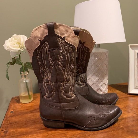 Coconuts by Matisse Shoes - Cowgirl boots yeehaw!